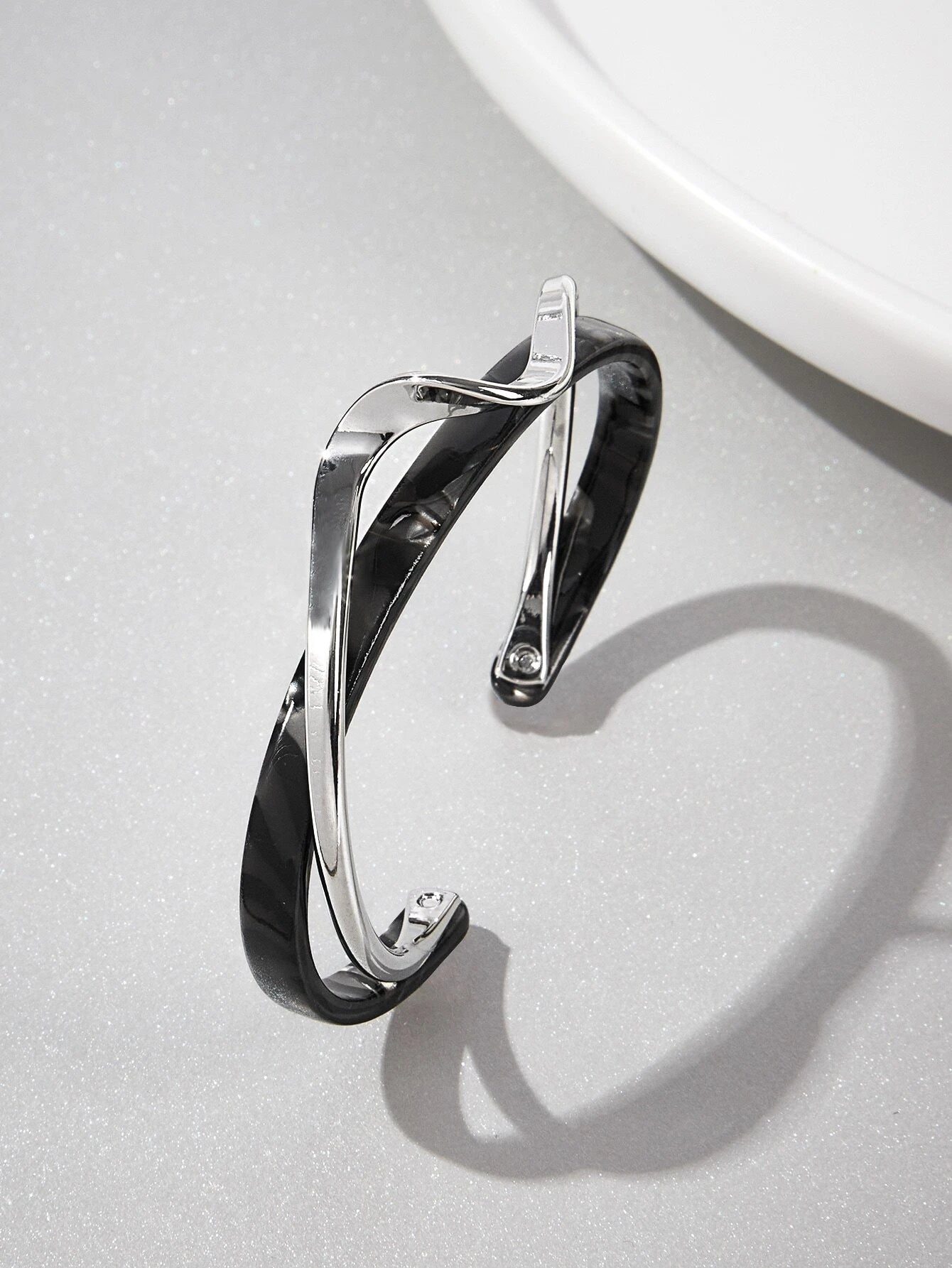 Structured Layered Cuff Bangle: Timeless Elegance